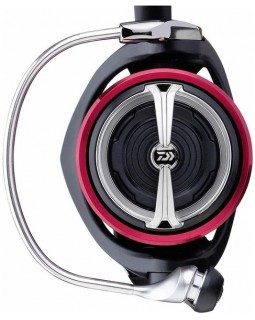 Катушка безынерционная Daiwa 17 Fuego LT3000D-C-foto4