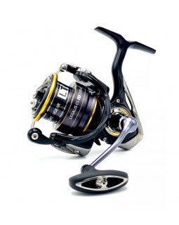 Катушка безынерционная Daiwa 21 Legalis LT 3000-C